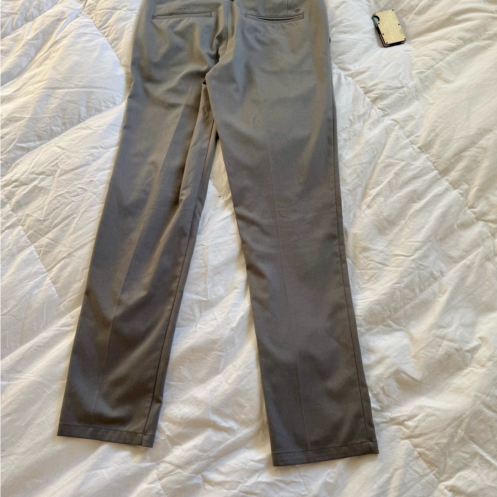 Haggar H26 Men's Classic Gray Dress Pants - Slim - Great Condition